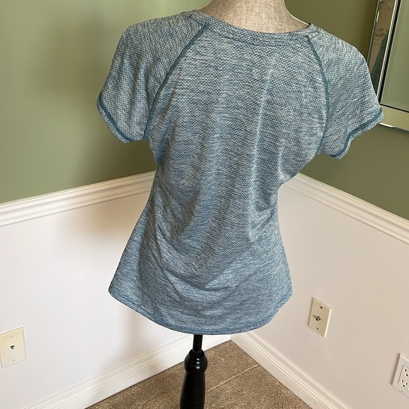 LEG3ND brand active top beautiful blue! - Picture 4 of 7